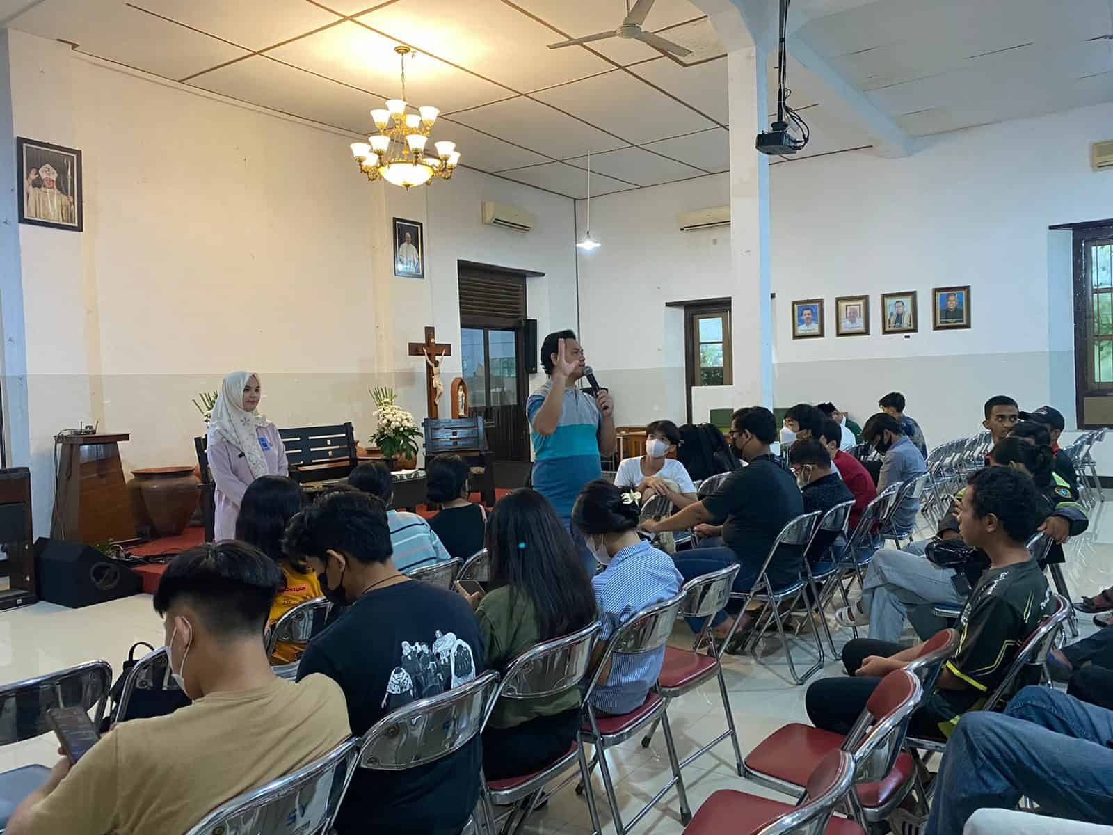 BNN Kota Cirebon Berikan Sosialisasi P4GN pada Himpunan Remaja Katolik Gereja Santo Yusuf Cirebon