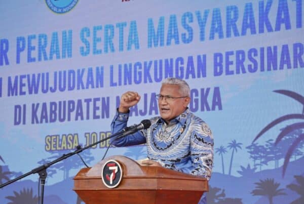 IKRAR PERAN SERTA MASYARAKAT DALAM MEWUJUDKAN LINGKUNGAN BERSINAR DI KABUPATEN MAJALENGKA
