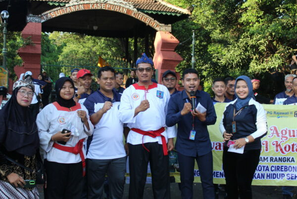 Pagelaran Seni Kirab Agung Jawara IPSI Kota Cirebon dalam rangka Hari Jadi Cirebon ke-598 Hidup Sehat Tanpa Narkoba